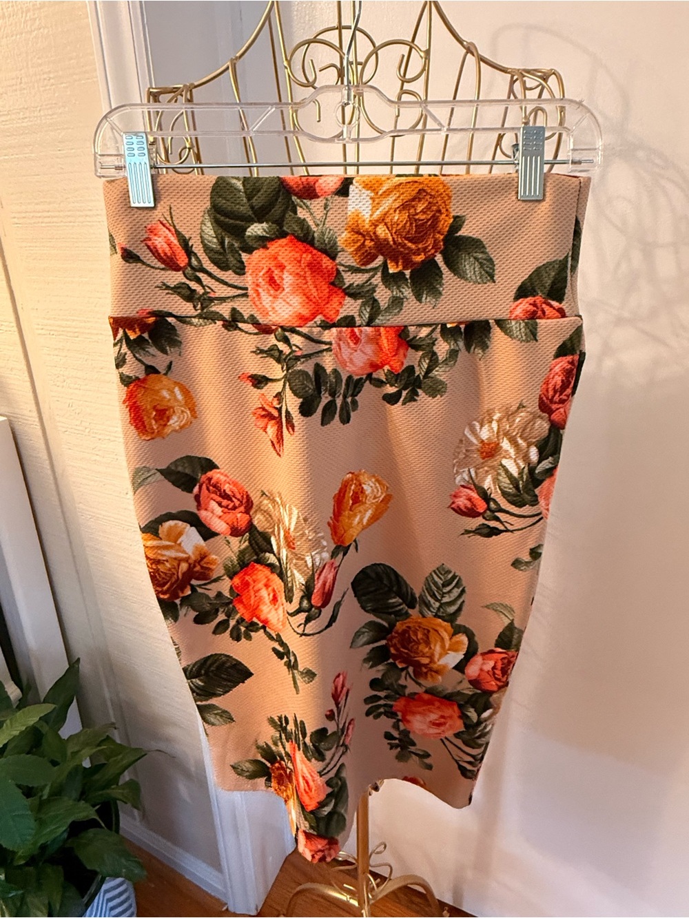 LuLaRoe Peach Pencil Skirt with Orange & Green Rose Print